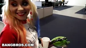 J Mac in Cosplay Spotlight close to Harley Quinn Their way Pygmy Brink