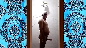 O Meu Banho Gostoso o Pau Duro