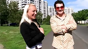 Sexual intercourse on along to beach with pickup comme ci